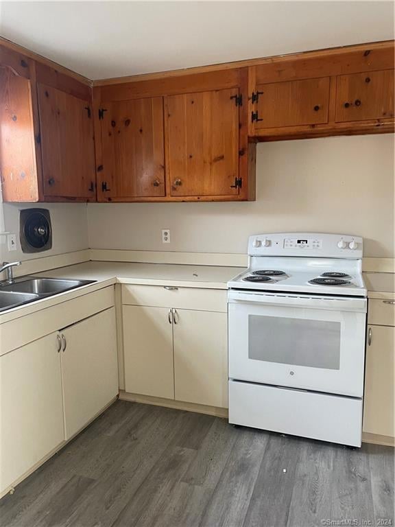 For Rent $1,975/month