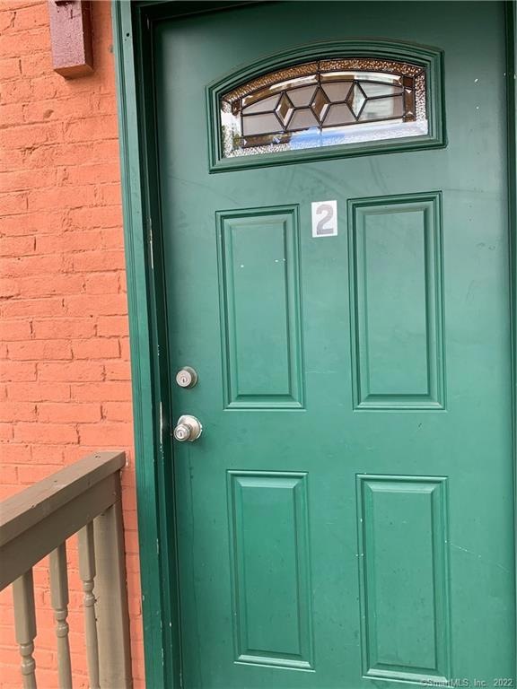 234 1/2 Laurel St unit 2, Hartford, CT 06105 - photo 1