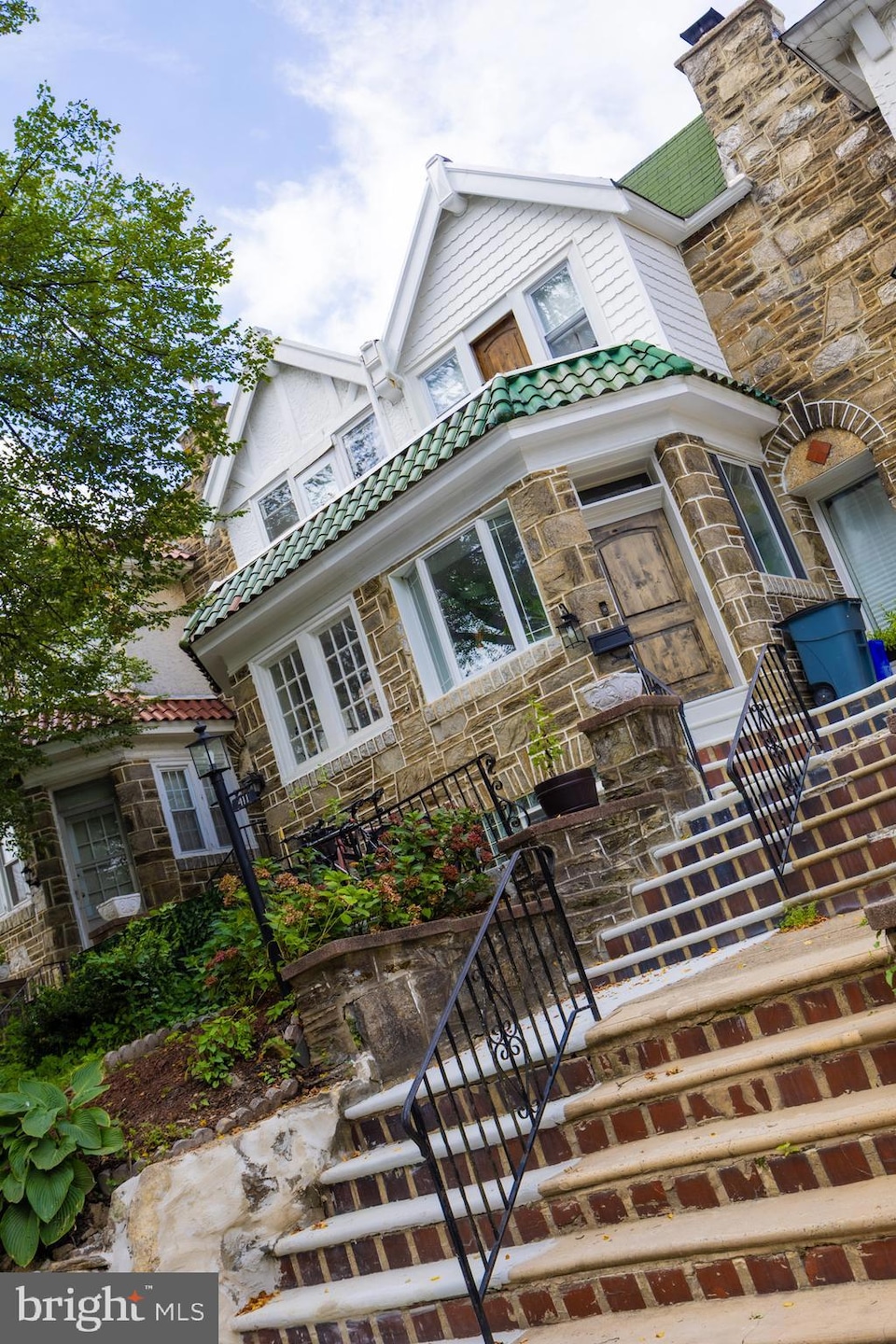 411 E Vernon Rd, Philadelphia, PA 19119 - photo 1