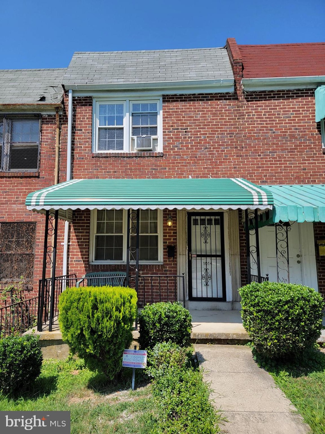 1014 Ellicott Dr, Baltimore, MD 21216 - photo 1