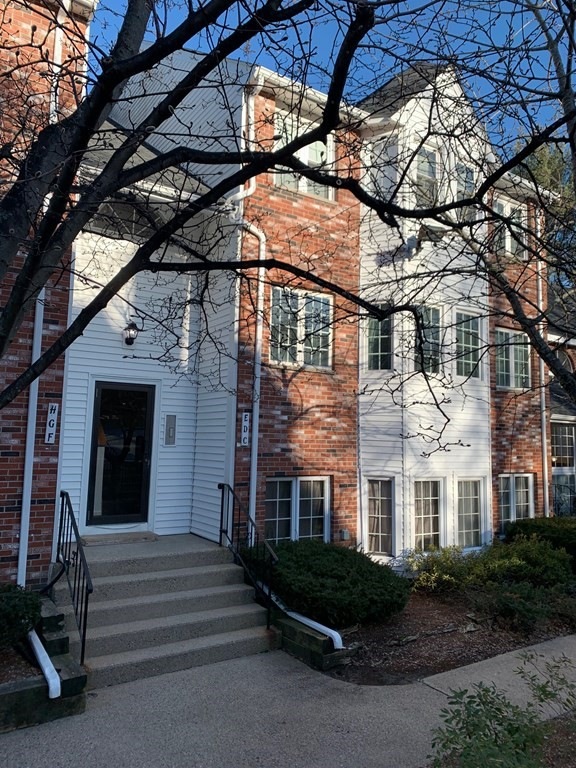 117 Tall Oaks Dr unit C, South Weymouth, MA 02190 - photo 1