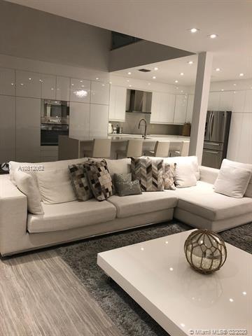 6963 NW 109th Ave, Doral, FL 33178 - photo 1