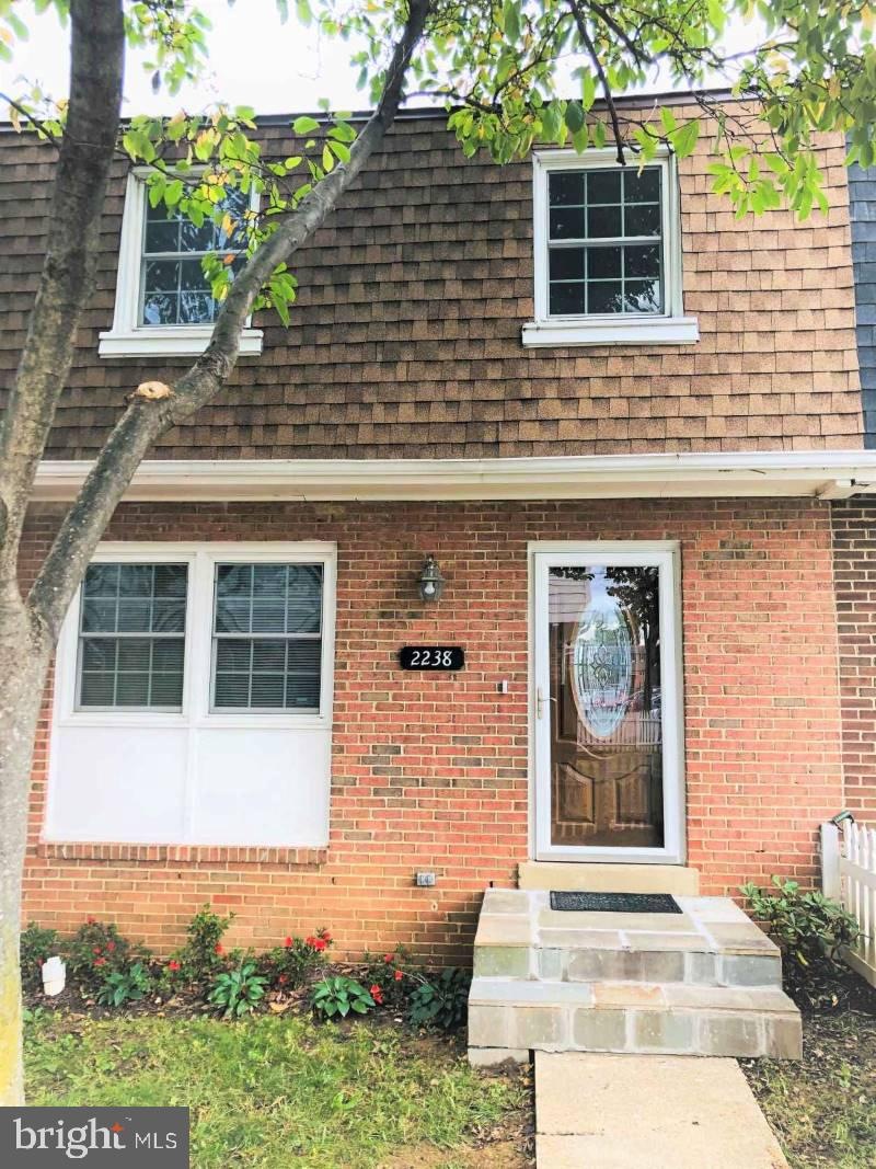 2238 Fort Pickens Ct, Dumfries, VA 22026 - photo 1