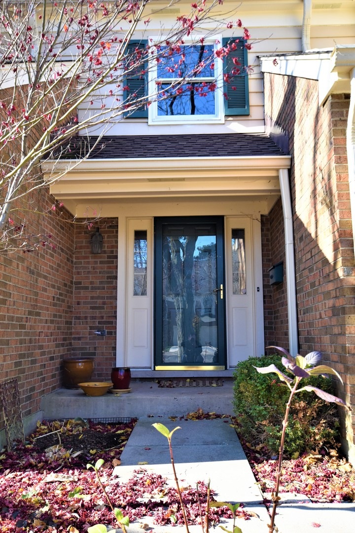 616 Windham Ln, Naperville, IL 60563 - photo 1