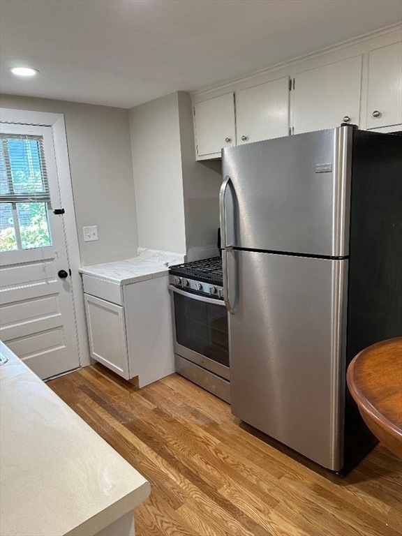 12 Spaulding St unit 3, Wakefield, MA 01880 - photo 1