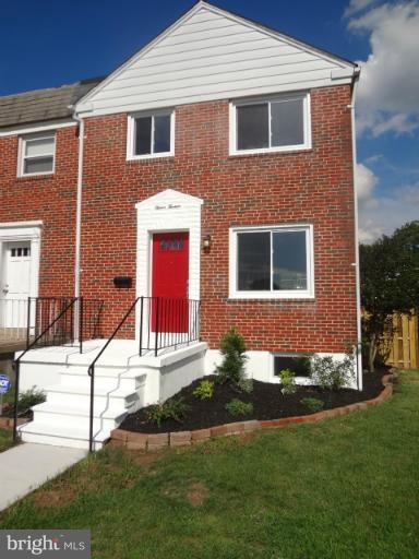 1213 Linkside Dr, Parkville, MD 21234 - photo 1