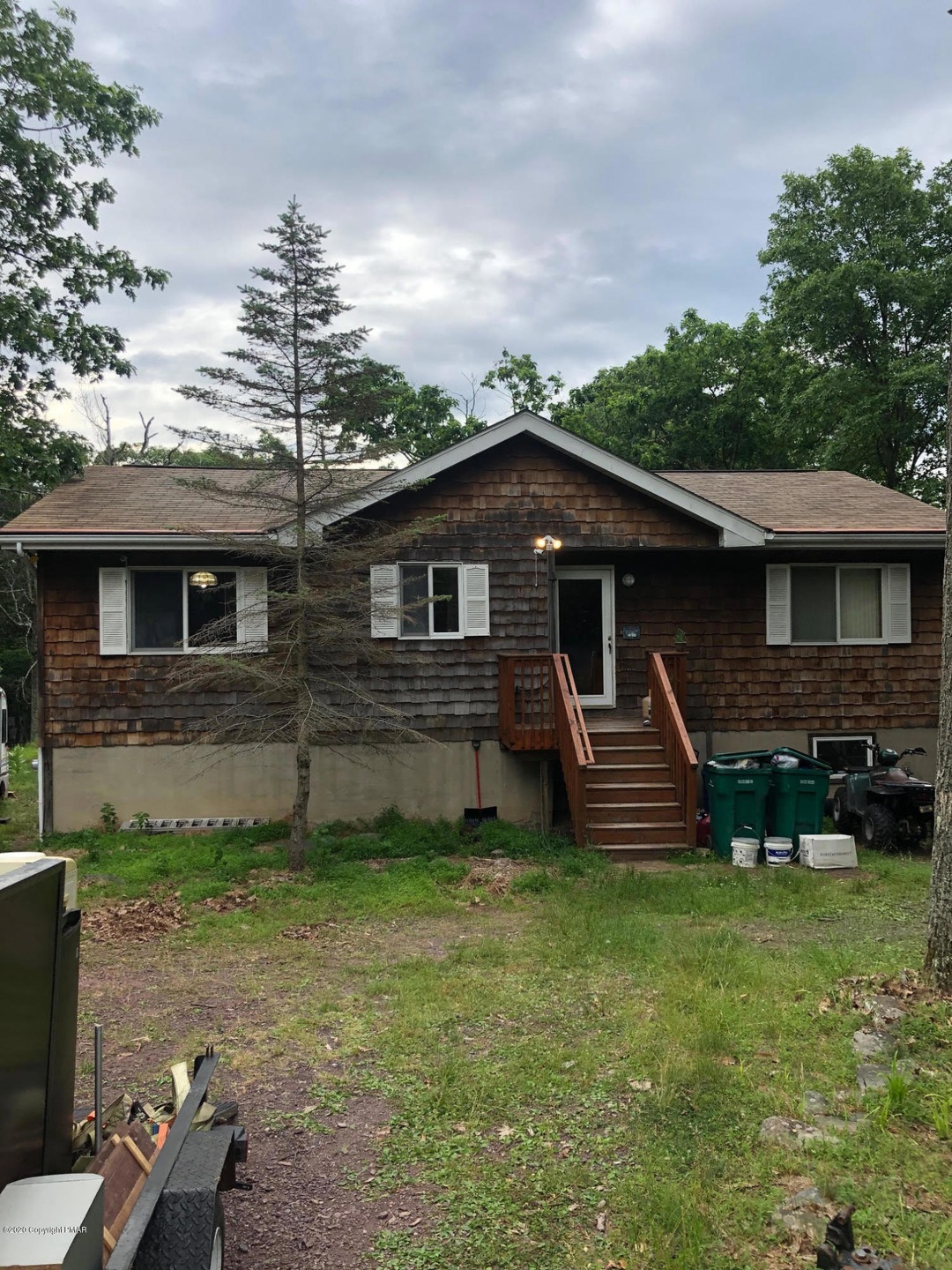 160 Hummingbird Trail, Bushkill, PA 18324 - photo 1