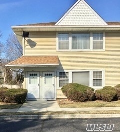 66 Gazebo Ln, Holtsville, NY 11742 - photo 1