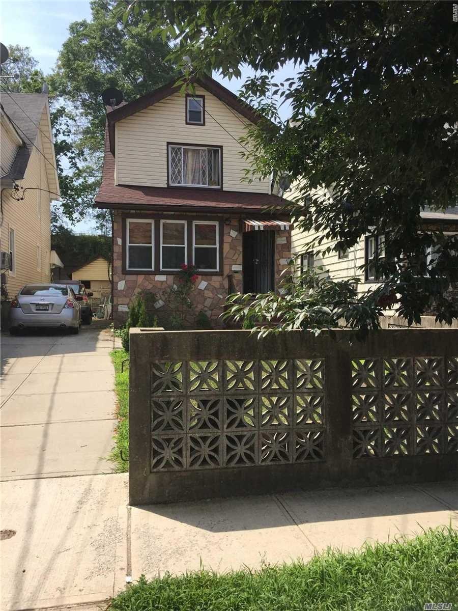 19118 Woodhull Ave, Hollis, NY 11423 - photo 1