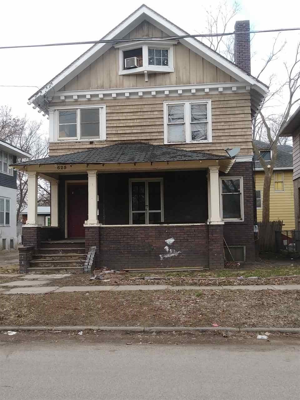 625 E 3rd St, Flint, MI 48503 - photo 1
