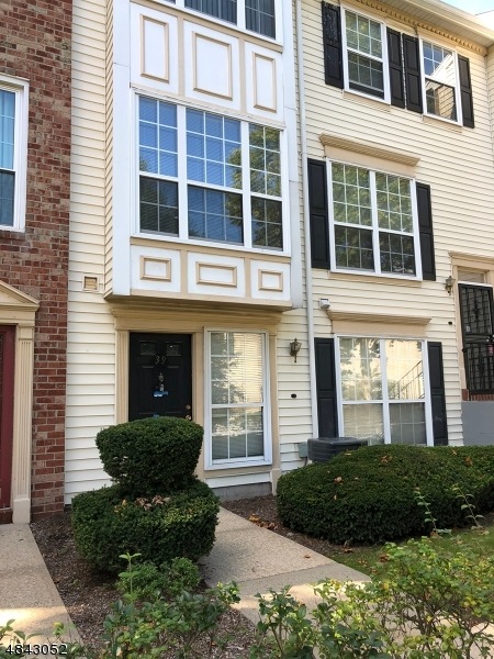 39 Boston Ct, Newark, NJ 07103 - photo 1