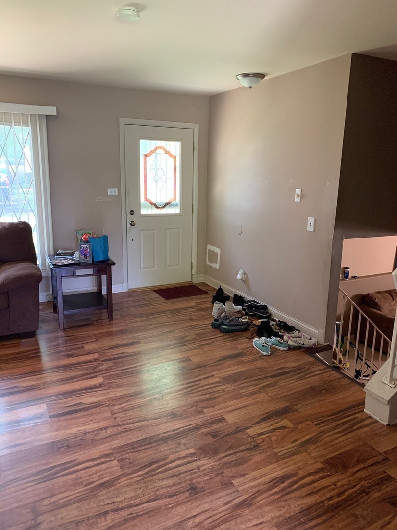 3608 Glynwood Ln, Hazel Crest, IL 60429 - photo 1