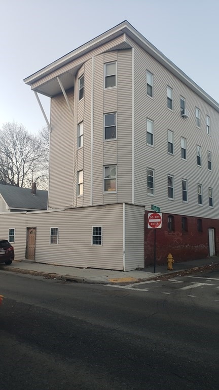 309 Cambridge St, Worcester, MA 01603 - photo 1