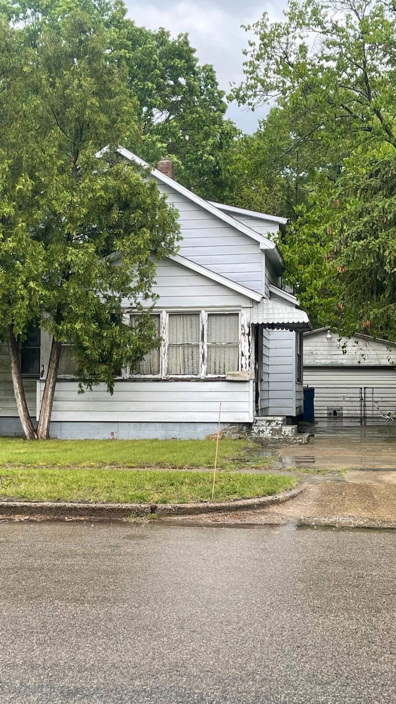 2216 reynolds