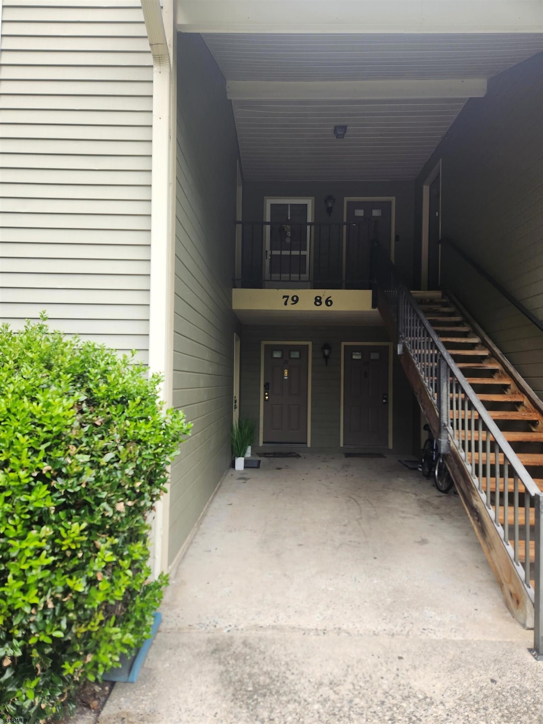 For Rent $1,800/month