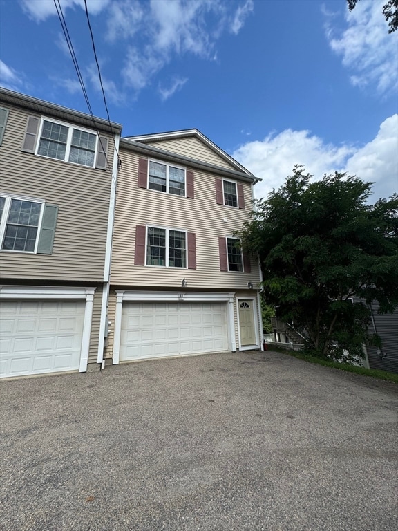 89 E Mountain St, Worcester, MA 01606 - photo 1