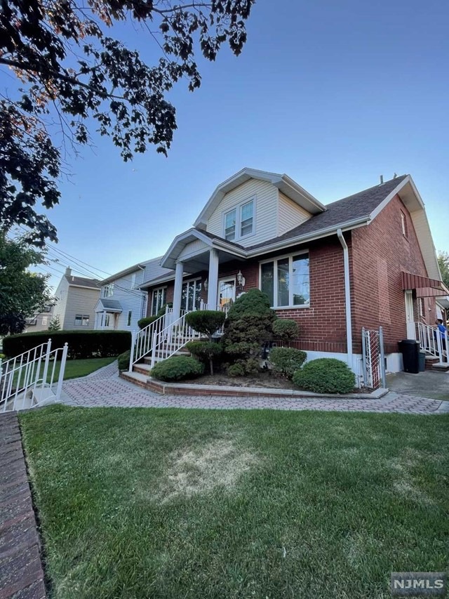 510 Monroe St, Carlstadt, NJ 07072 - photo 1