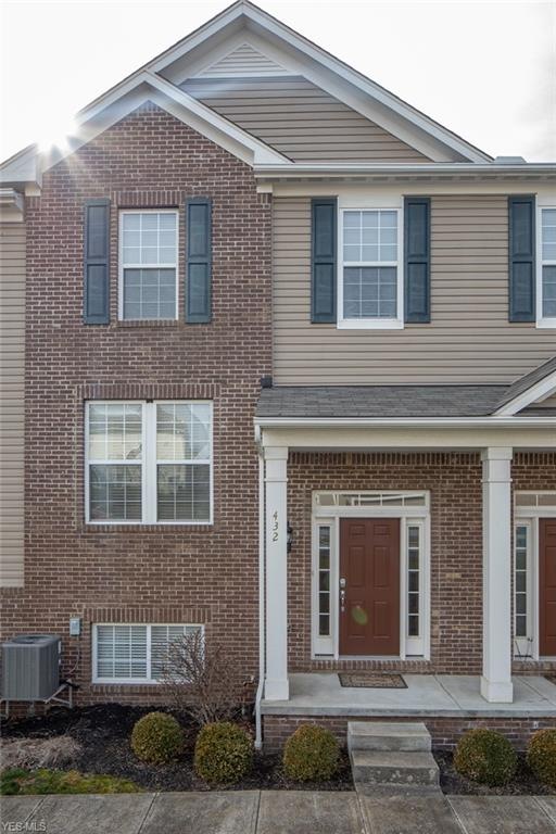 432 Stonehurst Dr, Copley, OH 44321 - photo 1