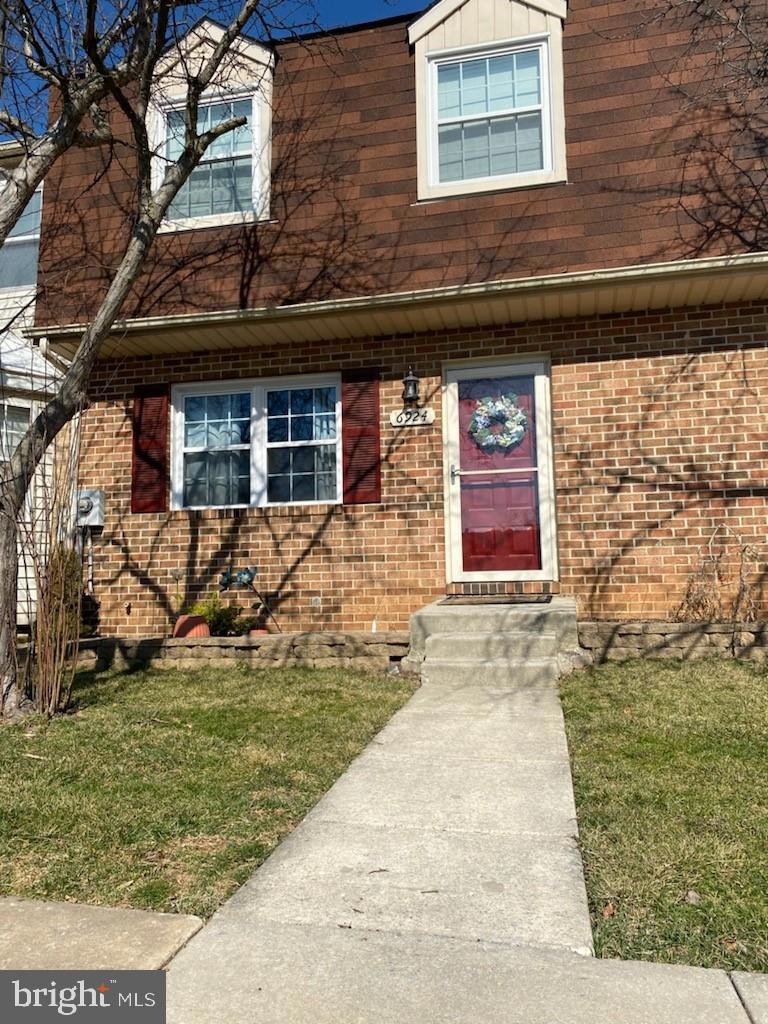 6924 Turnberry Ct, Frederick, MD 21703 - photo 1