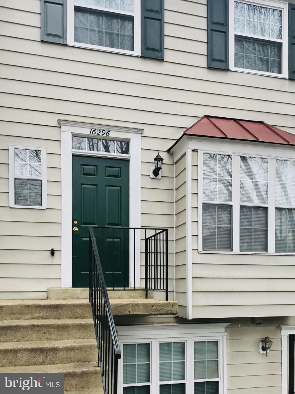 16296 Taconic Cir unit 101D, Dumfries, VA 22025 - photo 1