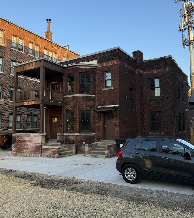 691 W Alexandrine St unit 1, Detroit, MI 48201 - photo 1