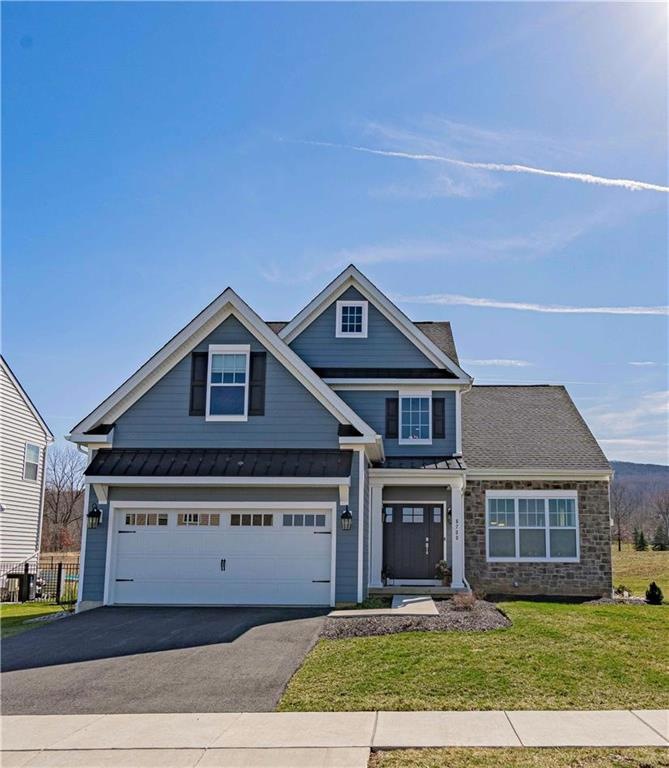 6700 Scenic View Dr, Macungie, PA 18062 - photo 1