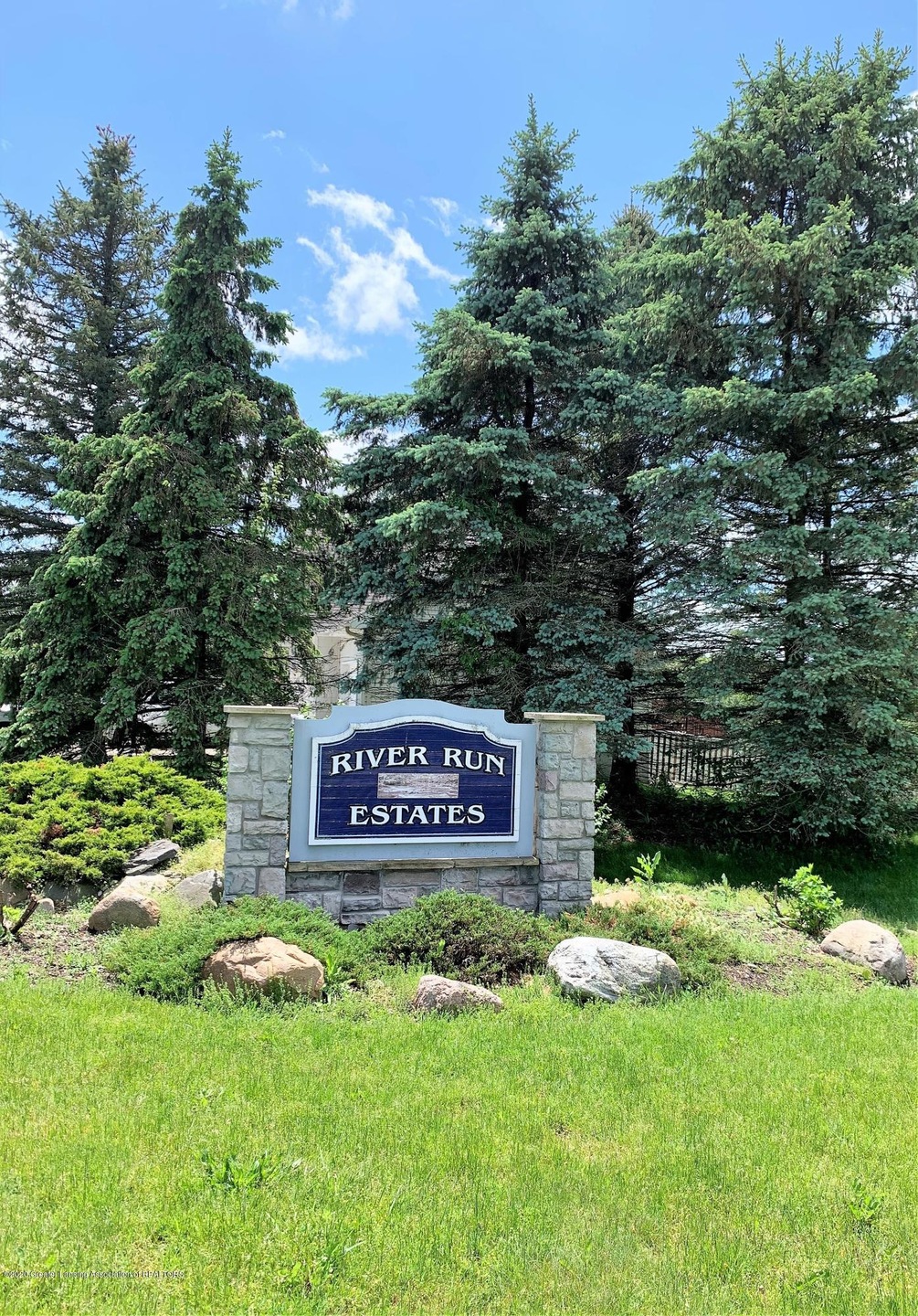 Entrance2020
