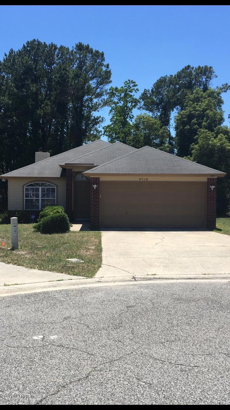 8718 Buzz Ct, Jacksonville, FL 32216 - photo 1