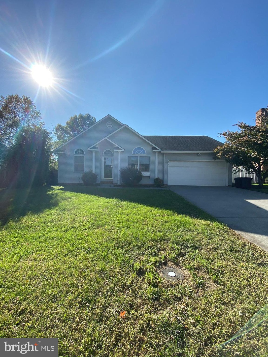 333 W Cedarmeade Ave, Winchester, VA 22601 - photo 1