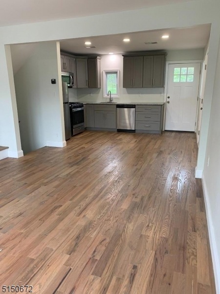 661 Hanken Rd, Bound Brook, NJ 08805 - photo 1