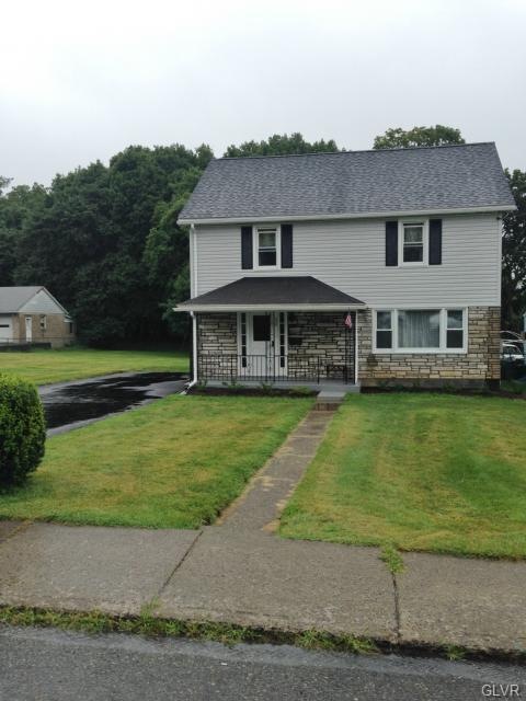 22 E Main St, Pen Argyl, PA 18072 - photo 1