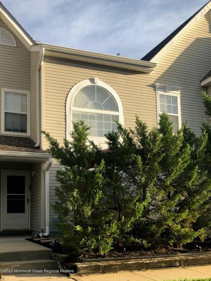 28 Phoenix Ct, Tinton Falls, NJ 07712 - photo 1