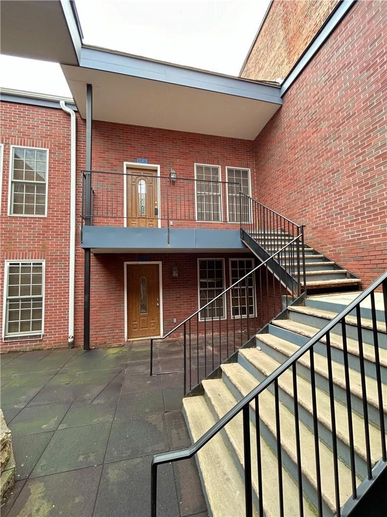 360 Main St unit 4, Poughkeepsie, NY 12601 - photo 1