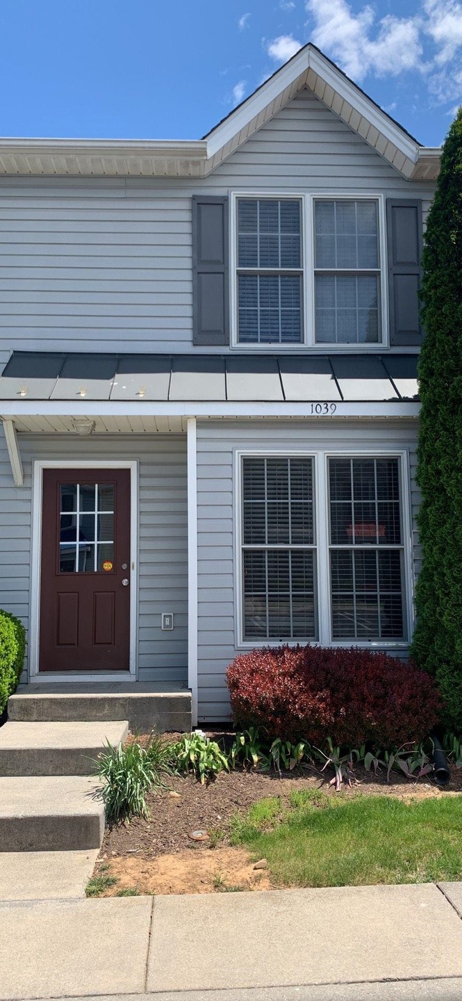 1039 Alexander Hamilton Ln, Harrisonburg, VA 22802 - photo 1