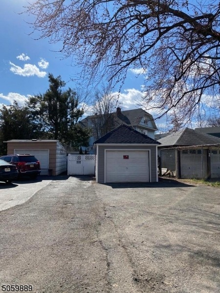 100 Parker Rd unit 102, Elizabeth, NJ 07208 - photo 1