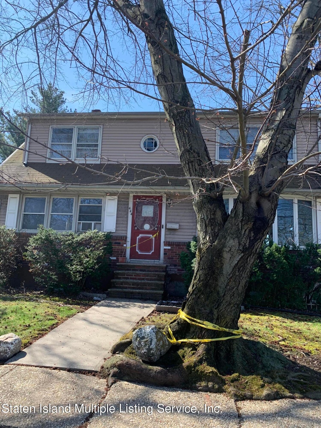 444 Watchogue Rd, Staten Island, NY 10314 - photo 1