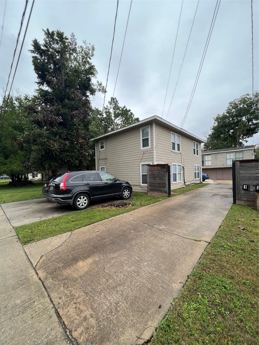 5606 Robertson St unit 1, Houston, TX 77009 - photo 1