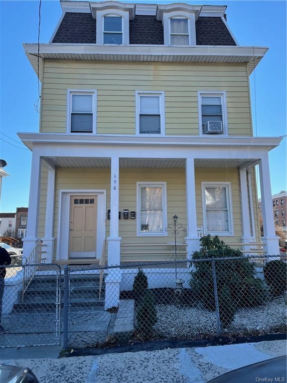 Sold $735,000 • Co-Listing Agent