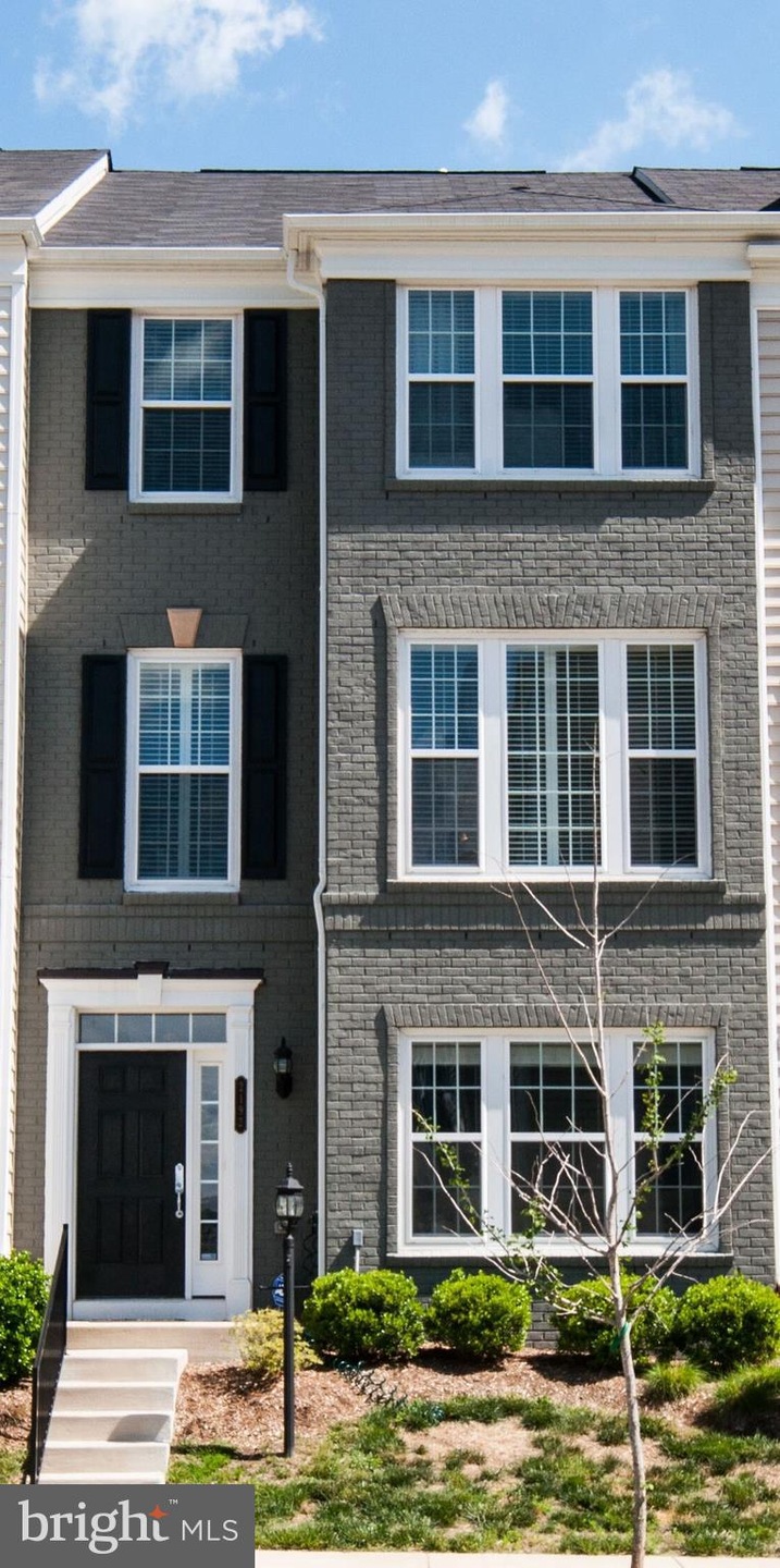 2192 Oberlin Dr unit 309A, Woodbridge, VA 22191 - photo 1