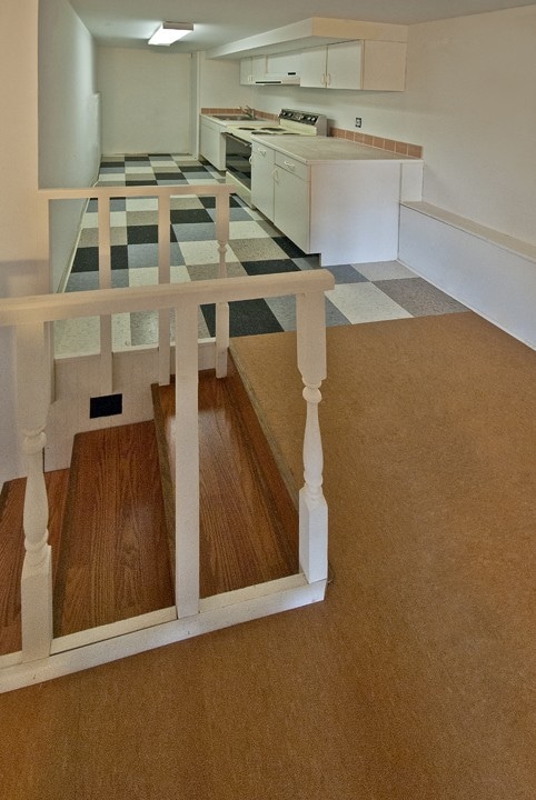 8117 Upper Ridge Rd, Everett, WA 98203 - photo 1