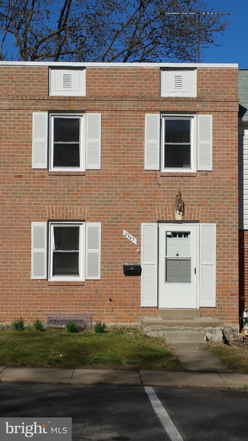 2947 Wetherburn Ct, Woodbridge, VA 22191 - photo 1