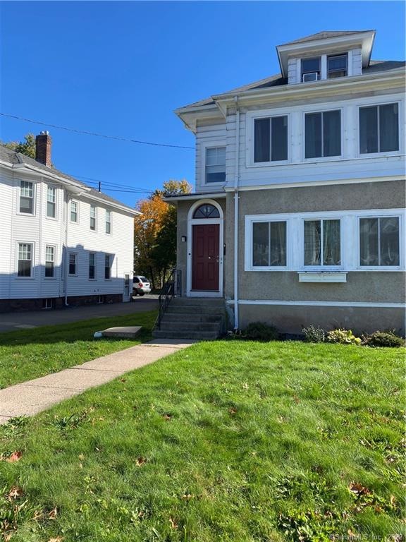 62 S Quaker Ln unit 2, West Hartford, CT 06119 - photo 1