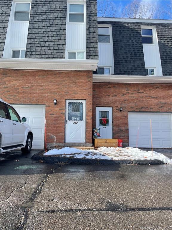 308 Dunfey Ln, Windsor, CT 06095 - photo 1