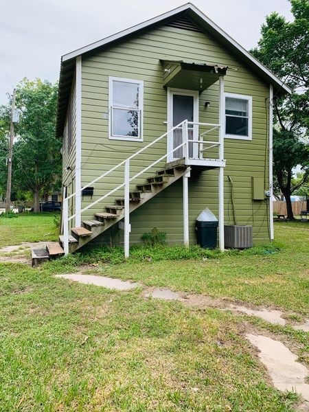 1510 5th St, Bay City, TX 77414 - photo 1