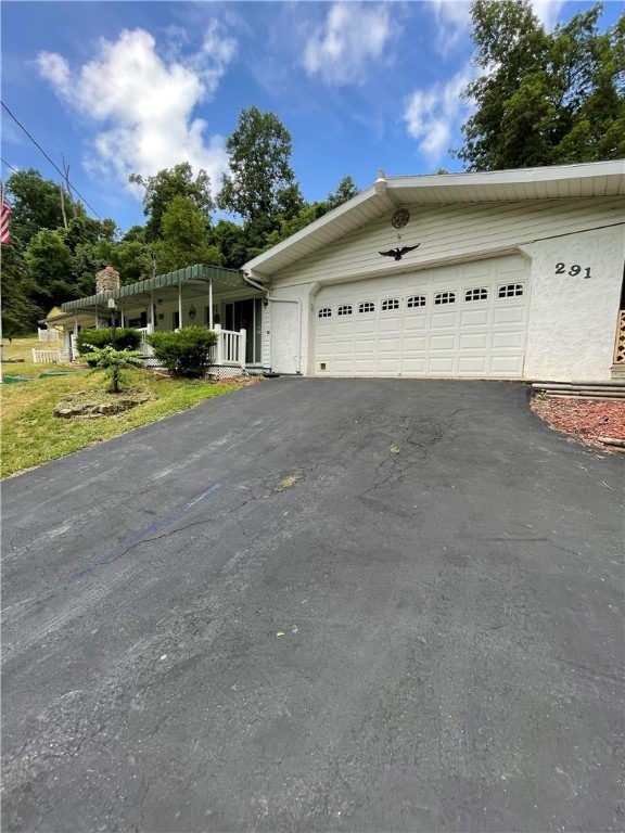 The 2 car attached garage, fantastic area to work