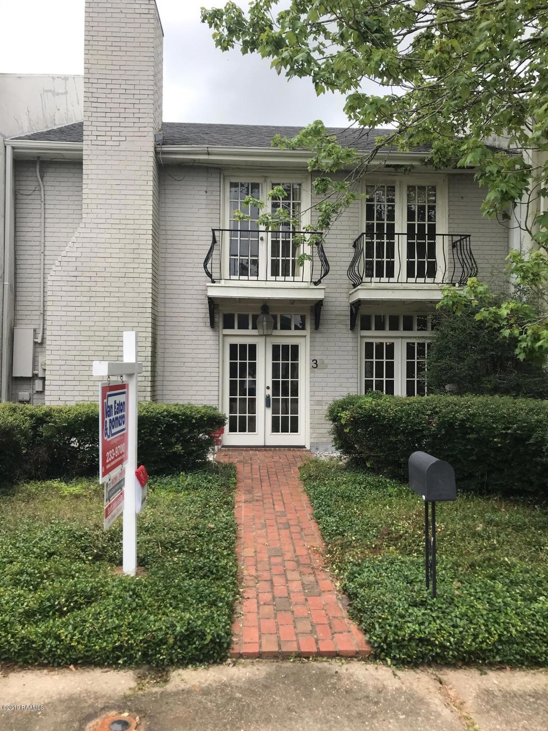 Front with awnings removed 7-3-2019