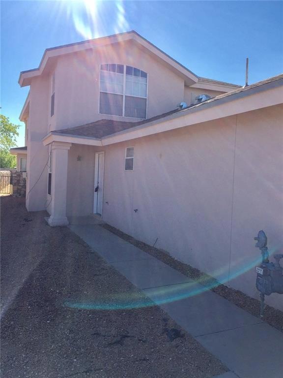 1600 Hartsdale Dr unit B, Horizon City, TX 79928 - photo 1