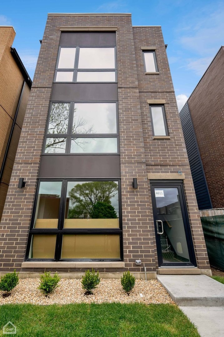 For Rent $2,550/month • Co-Listing Agent