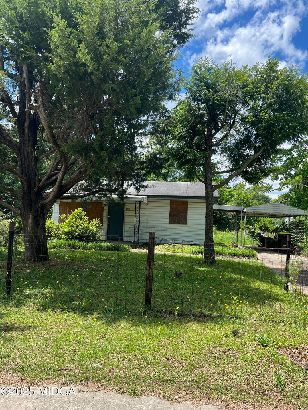 Sold $32,000 • Co-Listing Agent