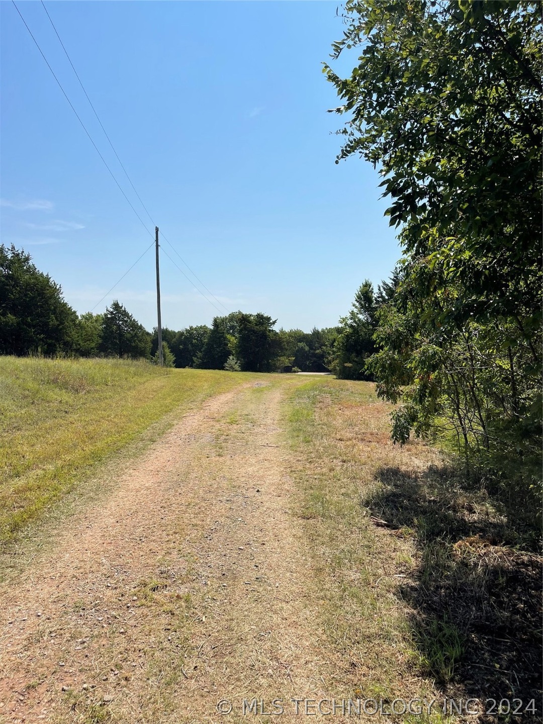 348100 E Country Dr, Cushing, OK 74023 - photo 1